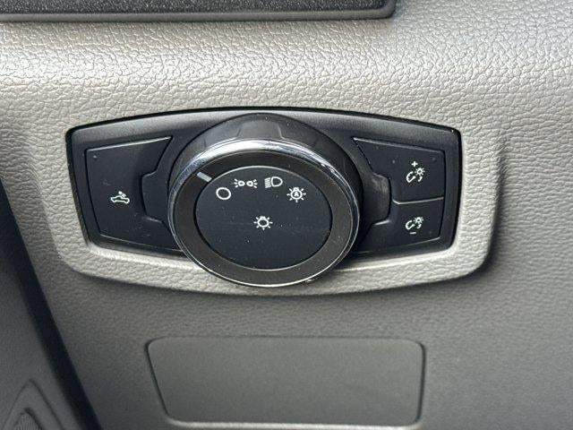 2021 Ford Super Duty F-250 SRW XL 4WD Crew Cab 6.75' Box