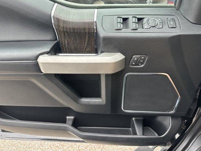 2020 Ford Super Duty F-250 SRW LARIAT 4WD Crew Cab 6.75' Box