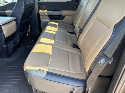 2023 Ford Super Duty F-250 SRW LARIAT 4WD Crew Cab 6.75' Box