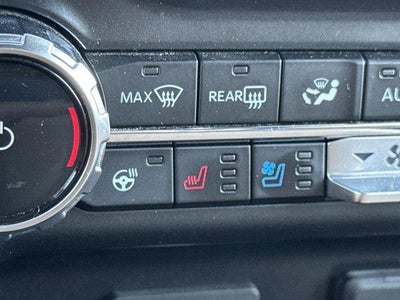 2023 Ford Super Duty F-250 SRW LARIAT 4WD Crew Cab 6.75' Box