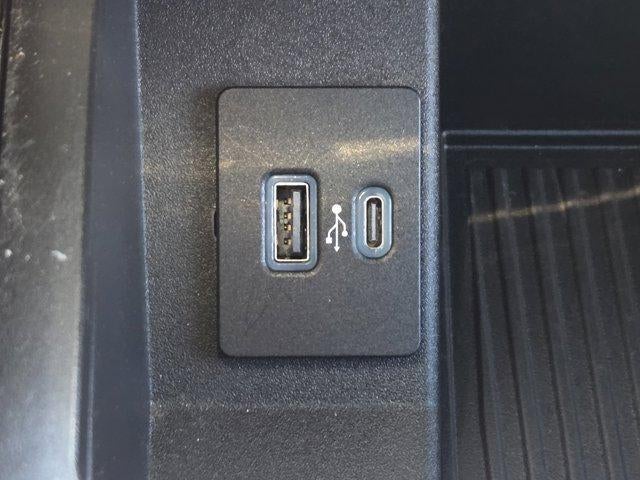 2020 Ford Super Duty F-350 SRW LARIAT 4WD Crew Cab 6.75' Box