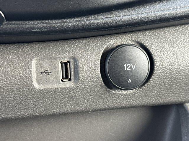 2024 Ford Transit Cargo Van T-250 148" Med Rf 9070 GVWR RWD