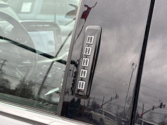 2022 Ford F-150 LARIAT 2WD SuperCrew 5.5' Box