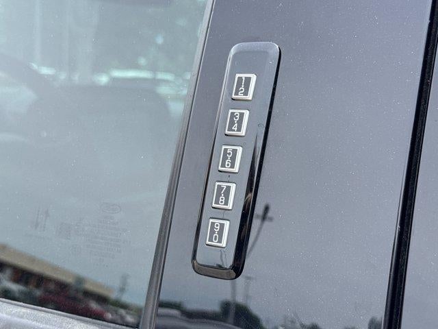 2023 Ford F-150 XL 4WD SuperCrew 5.5' Box