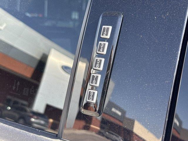2023 Ford F-150 XL 4WD SuperCrew 5.5' Box