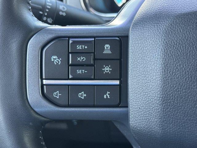 2023 Ford F-150 XL 4WD SuperCrew 5.5' Box