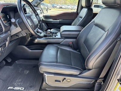 2022 Ford F-150 LARIAT 4WD SuperCrew 5.5' Box