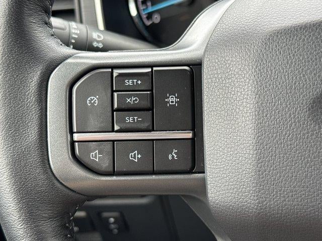 2022 Ford F-150 LARIAT 4WD SuperCrew 5.5' Box