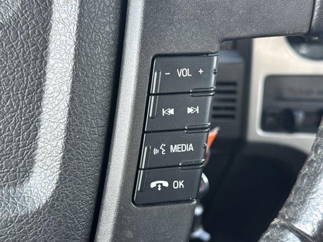 2013 Ford F-150 4WD SuperCrew 5-1/2 Ft Box XLT