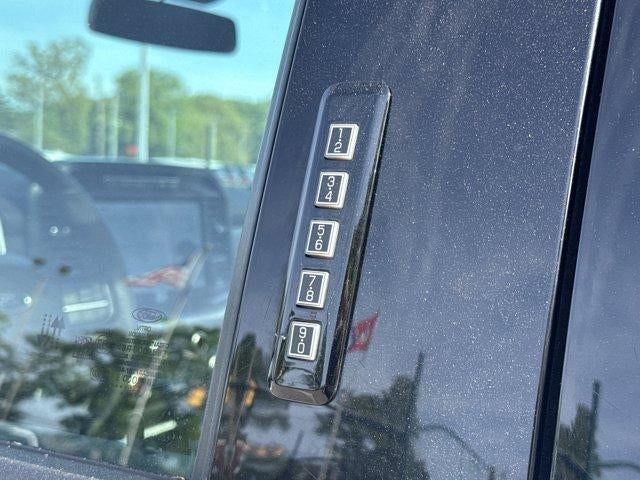 2022 Ford F-150 Raptor 4WD SuperCrew 5.5' Box