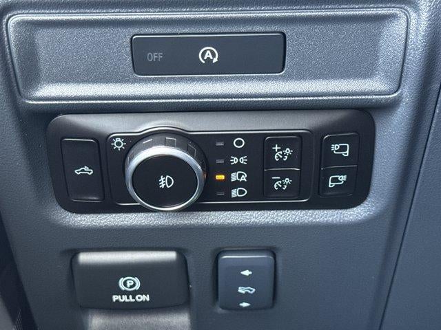 2025 Ford F-150 Platinum 4WD SuperCrew 5.5' Box