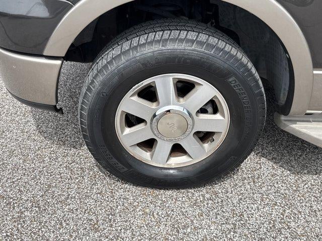 2006 Ford F-150 4WD SuperCrew Styleside 5-1/2 Ft Box FX4