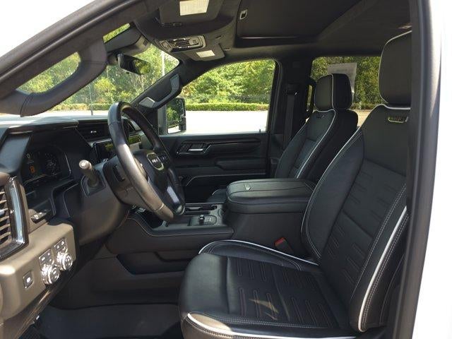 2025 GMC Sierra 2500 HD Crew Cab Standard Box 4-Wheel Drive AT4X