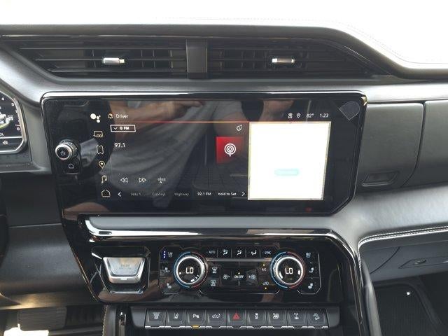 2025 GMC Sierra 2500 HD Crew Cab Standard Box 4-Wheel Drive AT4X