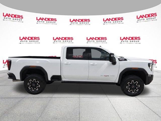 2025 GMC Sierra 2500 HD Crew Cab Standard Box 4-Wheel Drive AT4X
