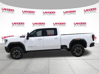 2025 GMC Sierra 2500 HD Crew Cab Standard Box 4-Wheel Drive AT4X
