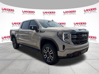 2022 GMC Sierra 1500 Crew Cab Short Box 4-Wheel Drive AT4
