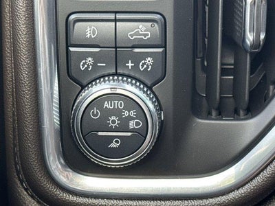 2021 GMC Sierra 1500 Crew Cab Short Box 4-Wheel Drive SLT