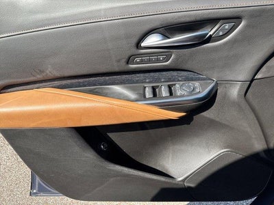 2024 Cadillac XT4 FWD 4dr Premium Luxury