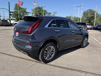 2024 Cadillac XT4 FWD 4dr Premium Luxury