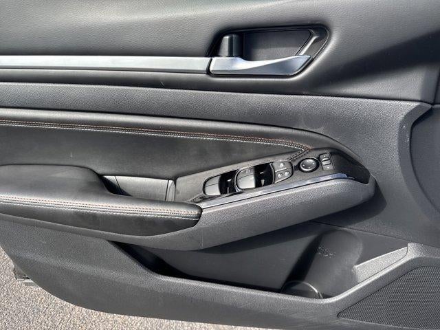 2023 Nissan Altima 2.0 SR Sedan