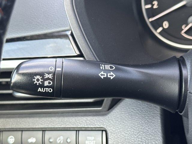 2023 Nissan Altima 2.0 SR Sedan