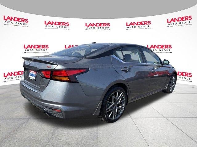 2023 Nissan Altima 2.0 SR Sedan