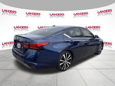 2020 Nissan Altima 2.5 SR Sedan