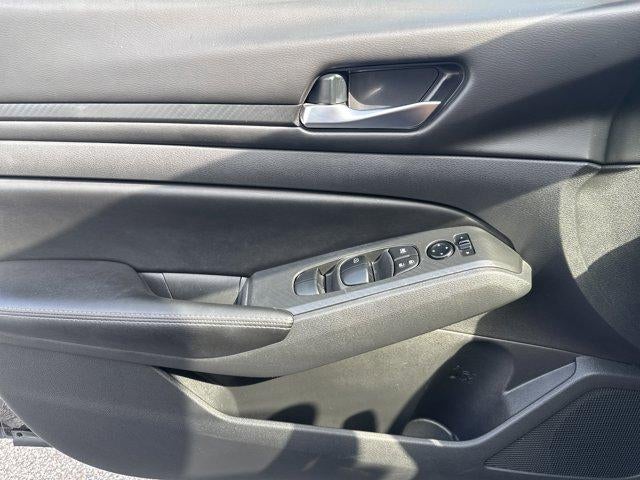 2024 Nissan Altima 2.5 SV Sedan