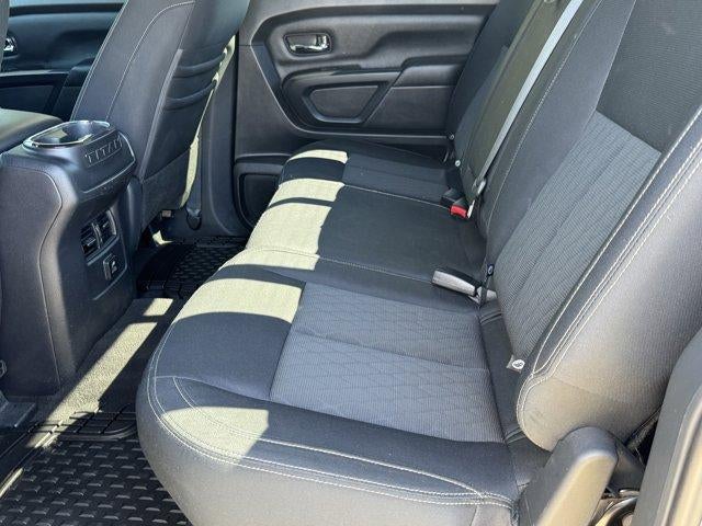 2018 Nissan Titan 4x4 Crew Cab SV