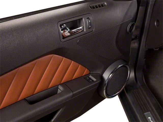 2012 Ford Mustang 2dr Cpe V6