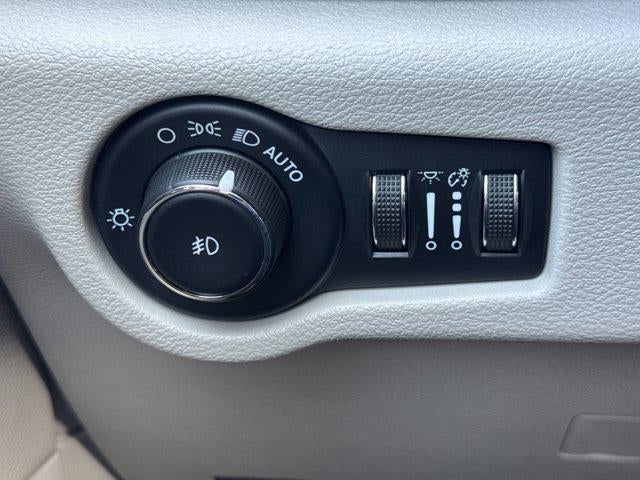 2023 Chrysler Pacifica Touring L FWD