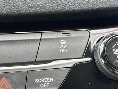 2023 Chrysler Voyager LX FWD