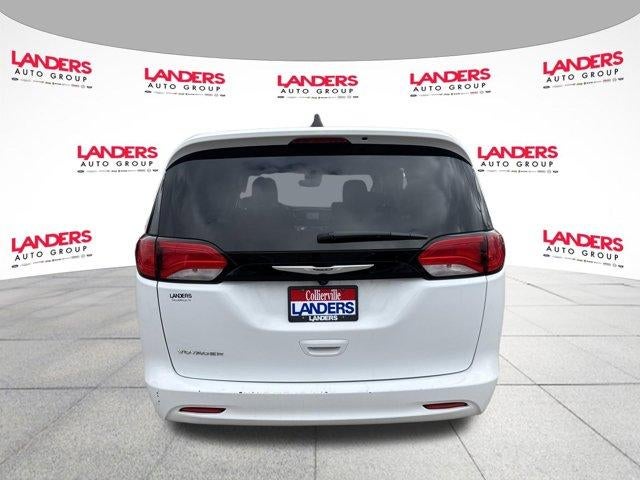 2023 Chrysler Voyager LX FWD