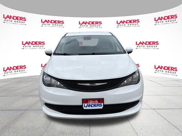 2023 Chrysler Voyager LX FWD