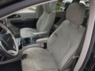 2019 Chrysler Pacifica Limited FWD