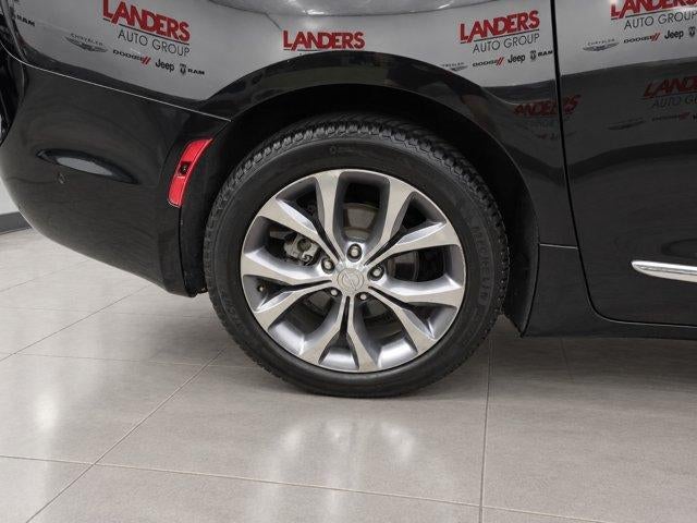 2019 Chrysler Pacifica Limited FWD