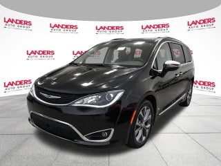 2019 Chrysler Pacifica Limited FWD