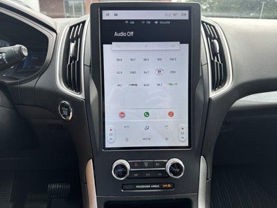2023 Ford Edge SE AWD