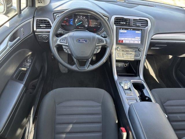 2017 Ford Fusion SE FWD