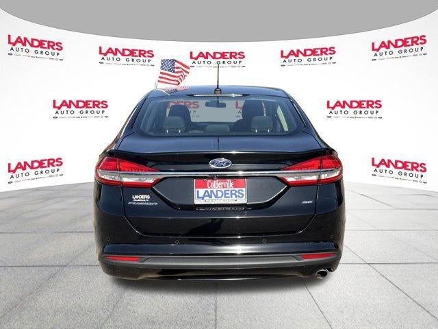 2017 Ford Fusion SE FWD