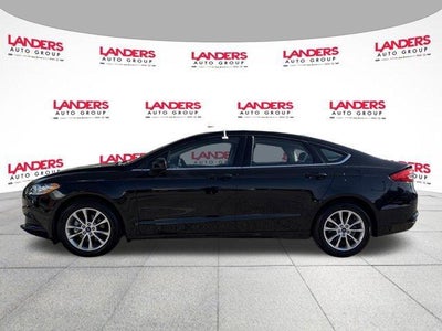 2017 Ford Fusion SE FWD