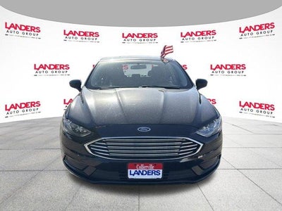 2017 Ford Fusion SE FWD
