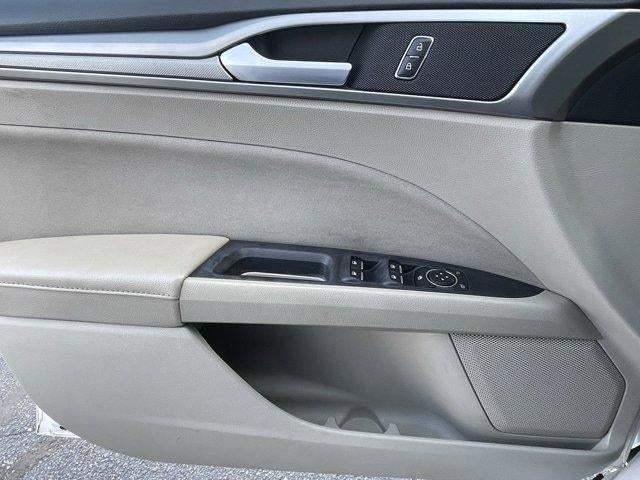 2019 Ford Fusion SE FWD