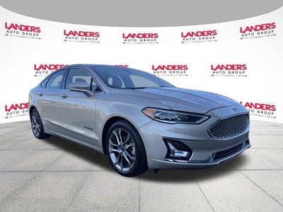 2019 Ford Fusion Hybrid Titanium FWD