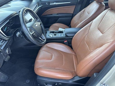 2019 Ford Fusion Hybrid Titanium FWD