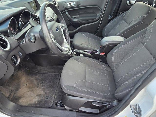 2016 Ford Fiesta 4dr Sdn SE
