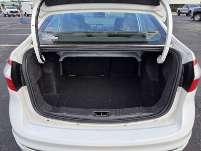 2016 Ford Fiesta 4dr Sdn SE