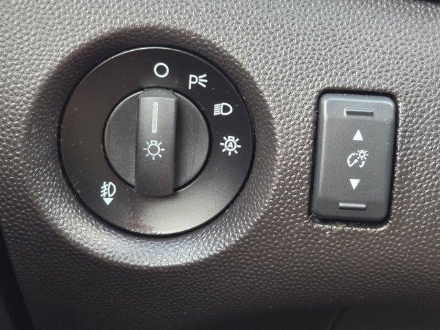 2016 Ford Fiesta 4dr Sdn SE
