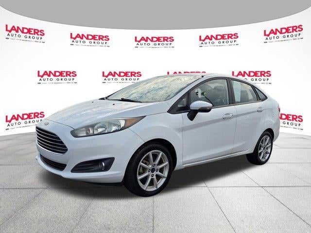 2016 Ford Fiesta 4dr Sdn SE